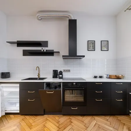 Old Town 1-bedroom Daire *